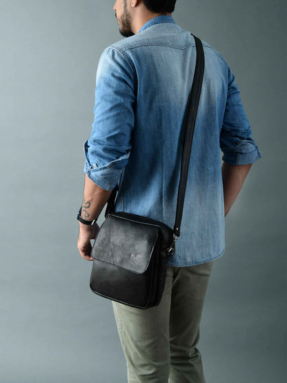 Enzo Black Side Messenger