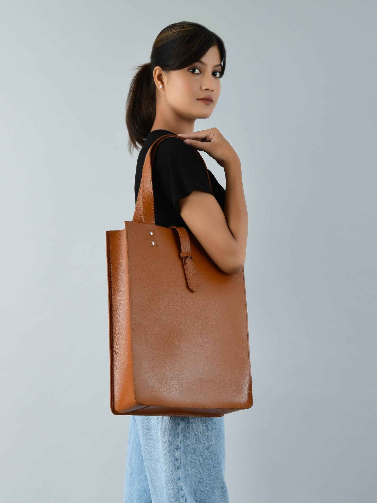Chestnut Elegance Leather Tote