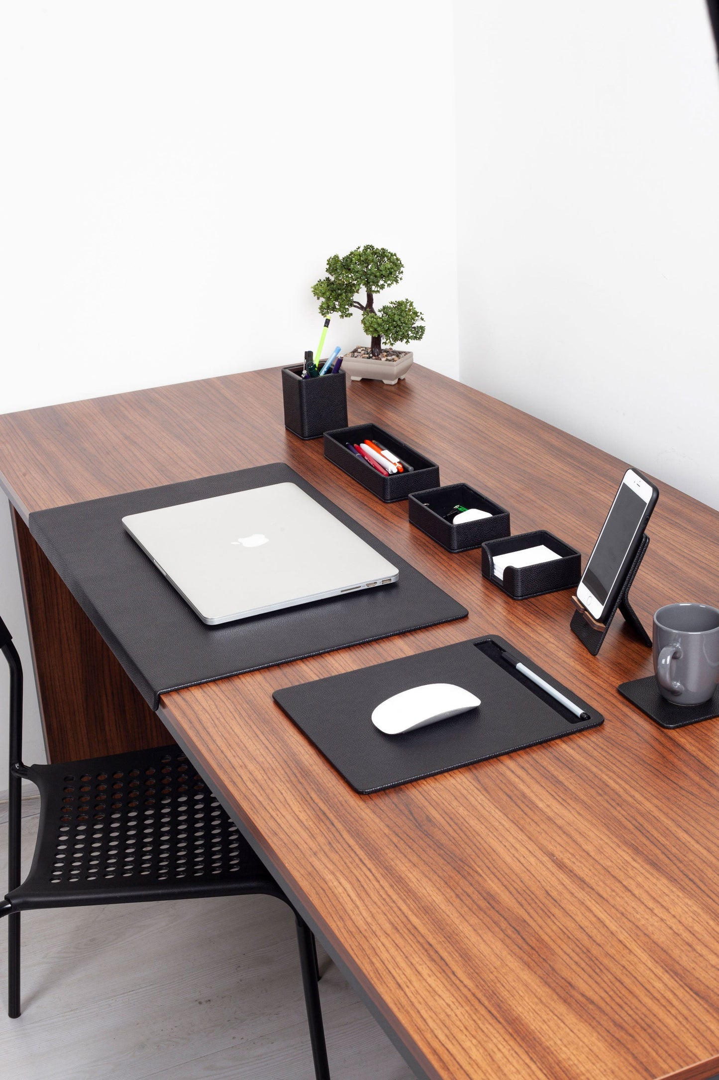 Felix Edge Leather Desk Set Black 8 Pcs