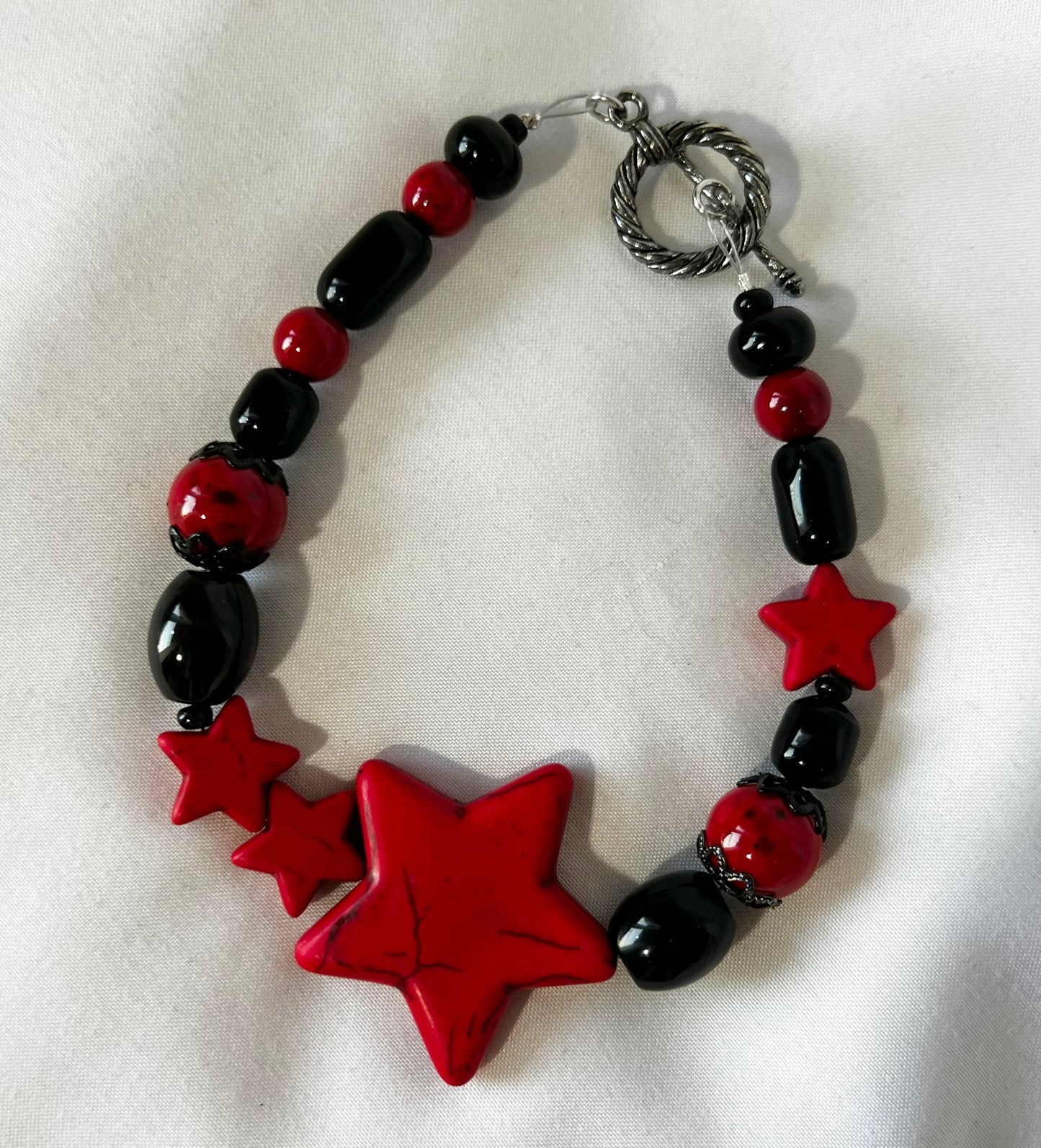 Chunky Red & Black Beaded Star Jewelry Set