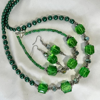 Emerald Envy Jewelry Set