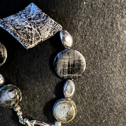 Monochrome Geometric Stone Bracelet