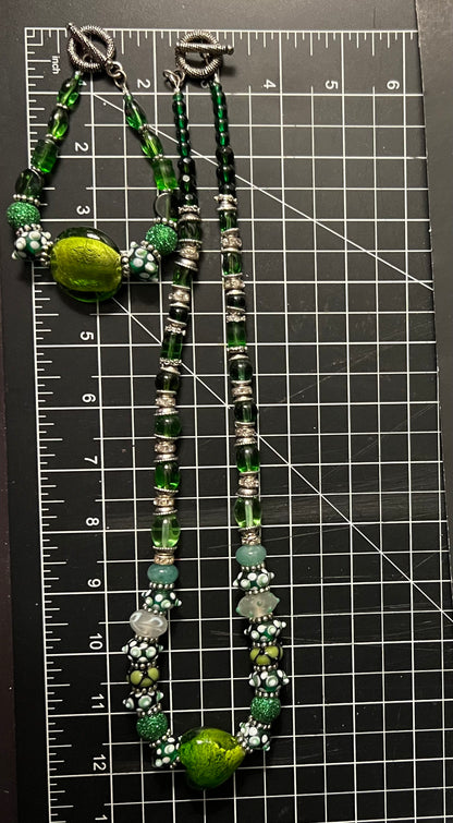 Green Zebra Heart & Glitter Bead Duo