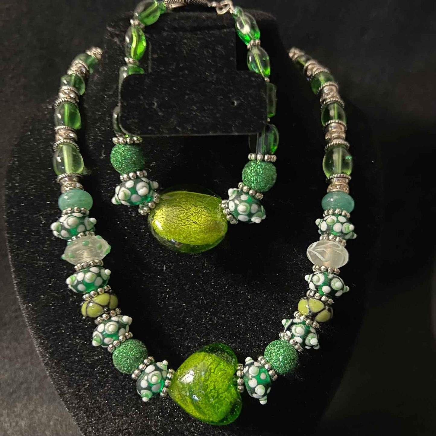 Green Zebra Heart & Glitter Bead Duo (Copy)