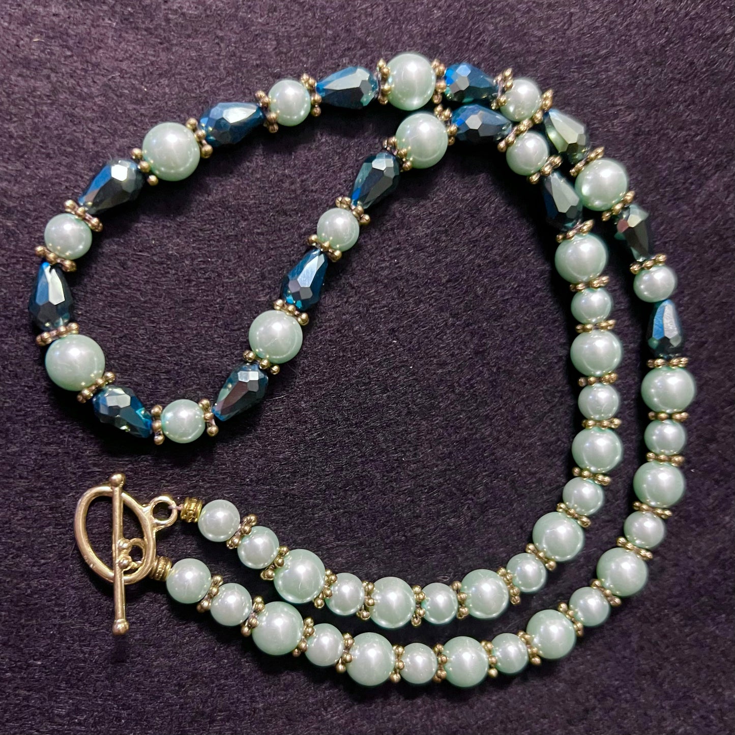 Vintage Art Deco Revival Mint & Teal Beaded Strand