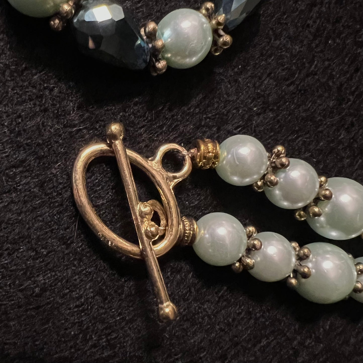 Vintage Art Deco Revival Mint & Teal Beaded Strand