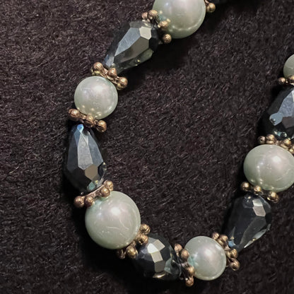 Vintage Art Deco Revival Mint & Teal Beaded Strand